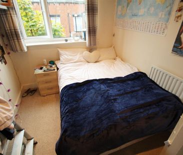 5 Bed Terraced House, Granby Grove, LS6 - Photo 2