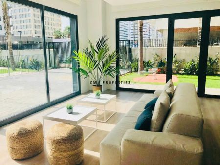 Piso de alquiler en De Angel Villena, Ciutat de les Ciències i de les Arts - Justicia - Photo 2