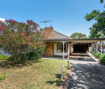 Spacious Family Home in Prime Blackburn Location - Photo 6