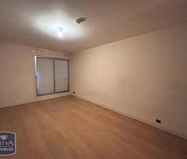 Location Appartement 1 pièce 31m² MONTAUBAN 82000 - Photo 2