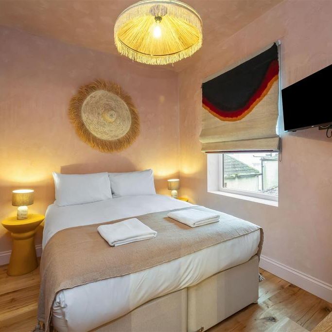 3 bedroom apartment to rent - Photo 1