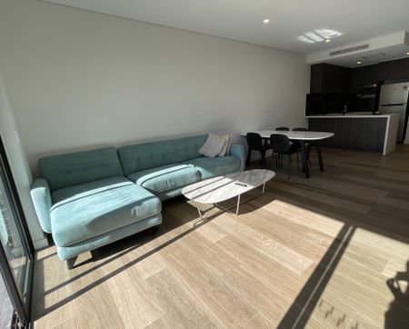 Split level furnished apartment in the heart of Rosebery - Photo 4