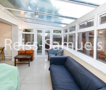 5 bedroom townhouse to rent - Photo 4