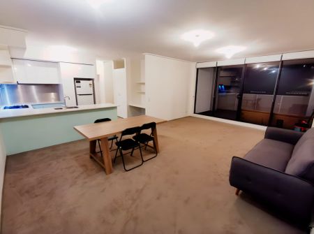 2 bed 1 bath - Photo 2