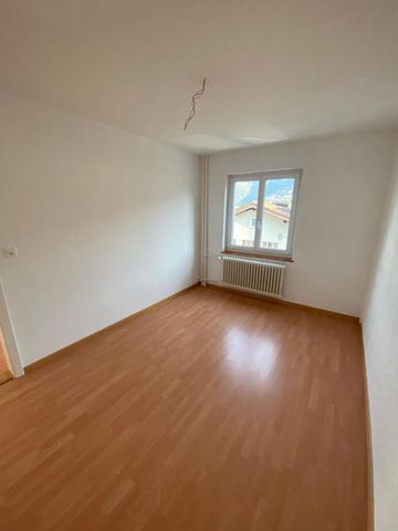 SAINT-IMIER - APPARTEMENT DE 3 PIÈCES - Photo 2