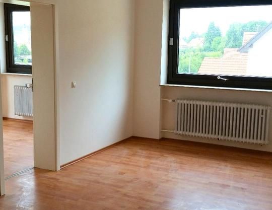 3 Zimmer Wohnung, Küche, Bad in Dischingen - Erdgeschoss - Foto 1