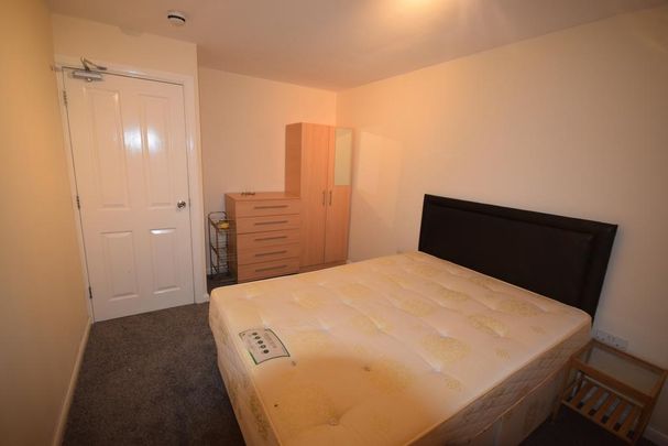 5 bedroom house to rent - Photo 1