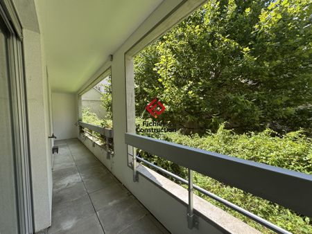 Location Appartement 3 pièces 67m² GRENOBLE 38000 - Photo 2