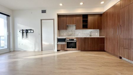 For Lease - 85 McMahon Drive Unit# 3509, Toronto, Ontario - Photo 5