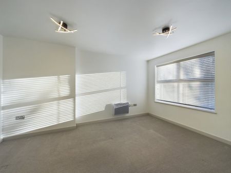 2 bedroom Apartment to rent - Photo 2