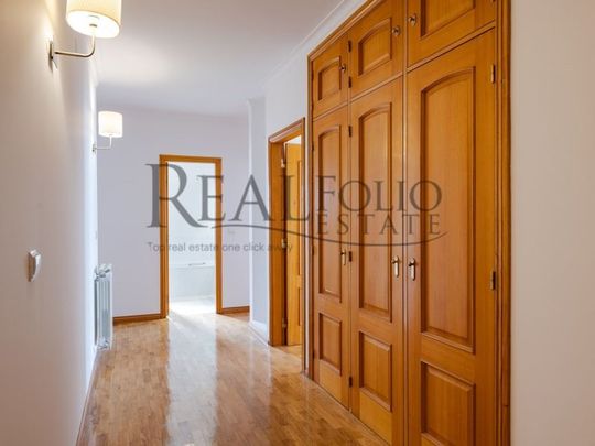 3 room luxury Apartment for rent in Cascais e Estoril, Cascais, Lisbon - Photo 1