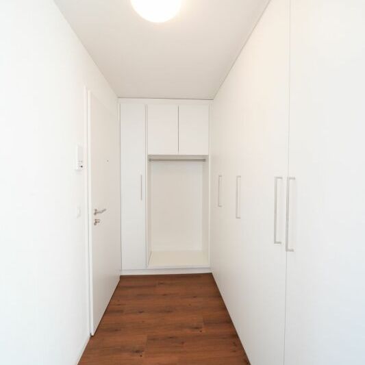 Moderne 3.5-Zimmer-Attika-Wohnung - Photo 1