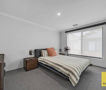 Near-New Boutique Living in the Heart of Victoria Park - Photo 3