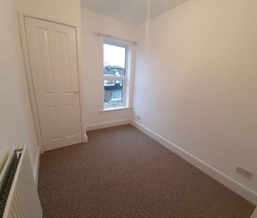 Field Lane, BURTON-ON-TRENT - Photo 2