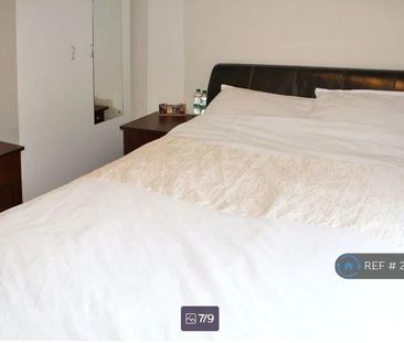 2 bedroom end of terrace house to rent - Photo 1