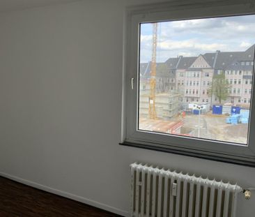Schöne und einzugsbereite 3-Zimmer-Wohnung in Hagen Wehringhausen a... - Photo 5