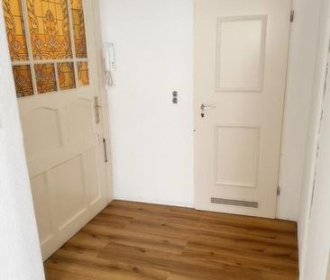 Charmante Altbauwohnung in toller Lage mit Balkon - Foto 6