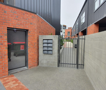 Unit 3, 235 Madras Street, City Centre (Christchurch City), Christc... - Photo 2