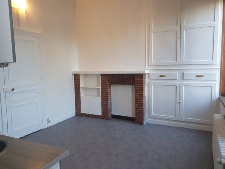 Location Appartement 2 pièces 56m² ST OMER 62500 - Photo 2