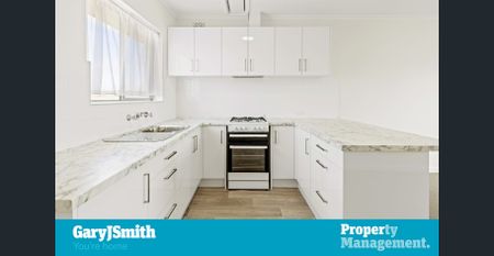 Modern & Updated One Bedroom Unit in Prime Location - Photo 4