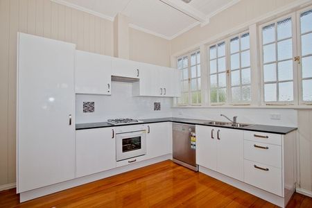 Relax and enjoy living in this renovated home! - Photo 3