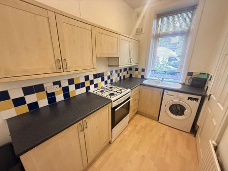 2 bedroom terraced house to rent - Photo 4