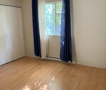 Immeuble - 4949 Magloire, Sherbrooke 3 1/2 Secteur Rock Forest - Photo 2
