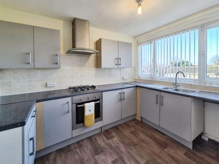 2 bedroom maisonette to rent - Photo 4