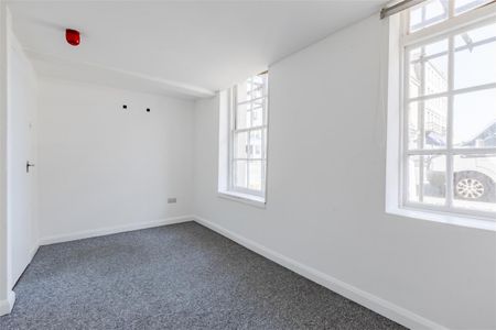 Seaside, Eastbourne - Photo 4