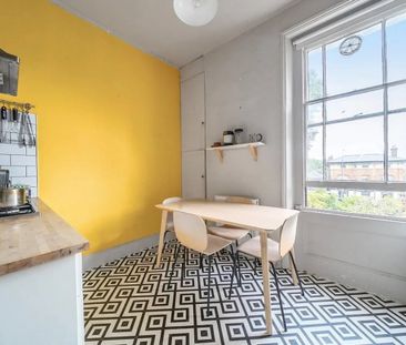 2 Bed Flat, Lewisham Way, SE4 - Photo 5