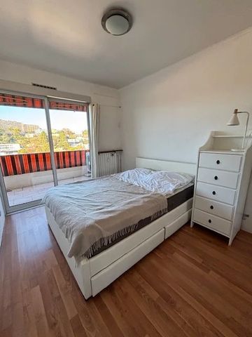 Location Appartement 2 pièces 33m² LE CANNET 06110 - Photo 4