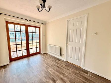 North Meadow, Ovingham, NE42 - Photo 2