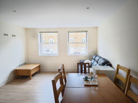 2 Bed Flat, Ashburnham Place, SE10 - Photo 4