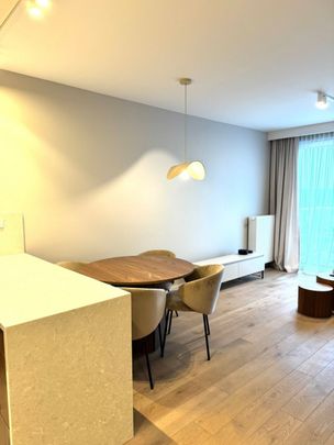 Przepięknie wykończone mieszkanie w Wawrze - Photo 1