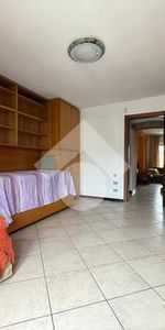 Monolocale in affitto - Photo 3