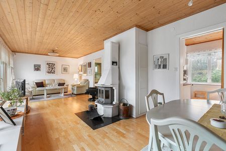 Ättestigen, Södertälje - Photo 4