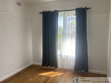 2 Bess Court, Dandenong - Photo 2