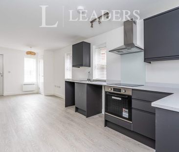 Studio to rent - Photo 2