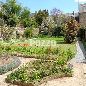 Location : maison 8 pièces à AVRANCHES - Photo 2