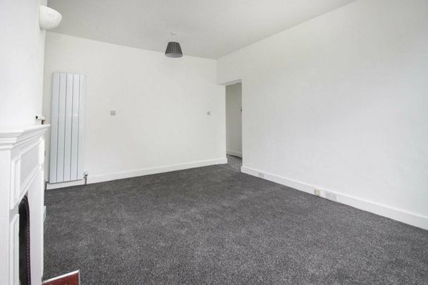 2 Bed Flat, Moss Hall Crescent, N12 - Photo 1