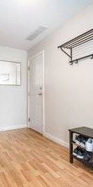 4 Bedroom + Den 3 bathroom on Phelps Ave. House For Rent with Backyard - Photo 4