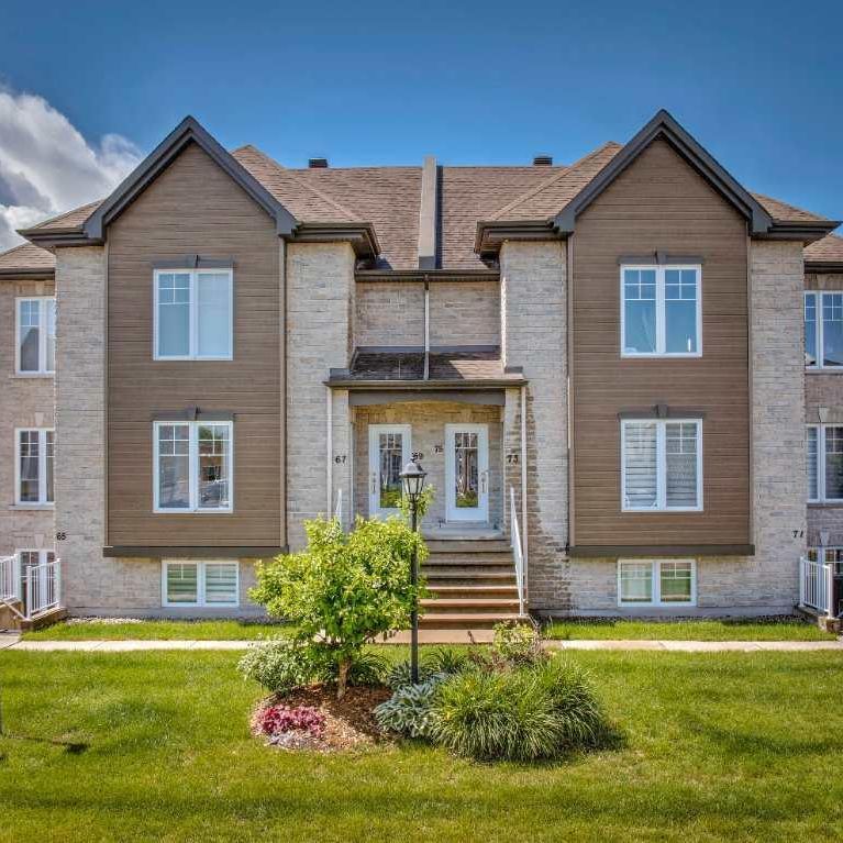 Beau logement 4 1/2 à Lavaltrie - Photo 1