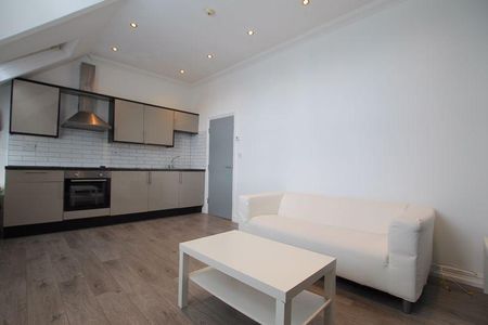 1 bedroom apartment to rent - Photo 2