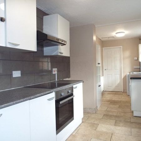 Wisbech Road, Outwell. - Photo 3