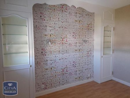 Location Appartement 5 pièces 108m² BOURG EN BRESSE 01000 - Photo 3