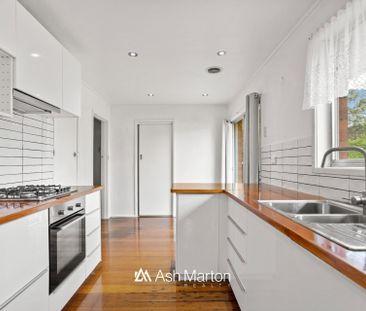 24 Berberis Crescent, Frankston, VIC 3199 - Photo 6