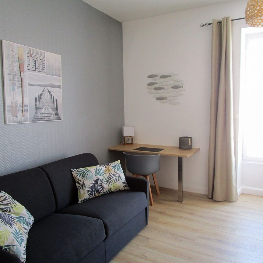 Location Appartement 1 pièce 18m² LES SABLES D OLONNE 85100 - Photo 1