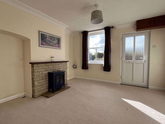 2 bedroom terraced house to rent - Photo 1
