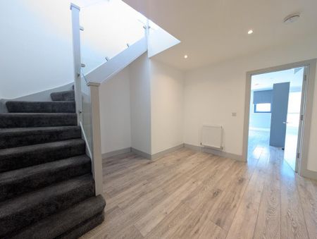 3 bedroom apartment to rent - Photo 5