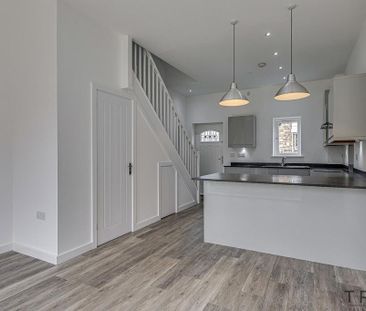 4 bedroom townhouse to rent - Photo 5